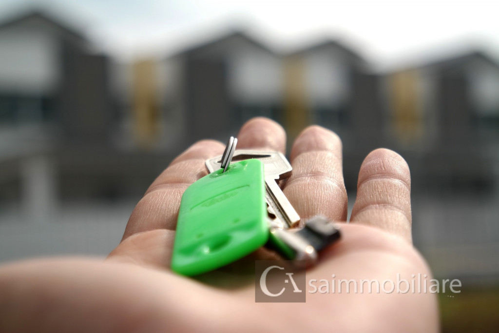 vendere casa da privati scelta conveniente o meglio affidarsi ad un'agenzia immobiliare